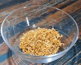 A picture of step 2 of Crunchy Nut-Free Thai Bhel.