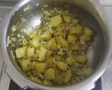 A picture of step 2 of Aloo palak in pressure cooker.