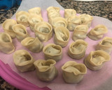 Foto del paso 2 de la receta: Agnolotis de carne y verdura con salsa🥠