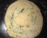 A picture of step 6 of Green chilli and garlic laccha paratha.