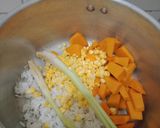 Foto langkah ke 1 dari resep Bubur Manado/TinuTuan.