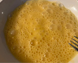 Foto del paso 4 de la receta: Revuelto de espárragos trigueros y cebollita tierna, al vino blanco