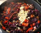 Foto del paso 6 de la receta: Lunes con revuelto de miercolesss y ensalada de perlasss