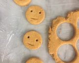 A picture of step 2 of Crispy potato smiley.
