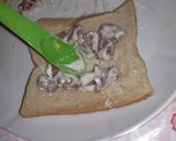 A picture of step 6 of Egg in a nest sandwich.