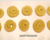 A picture of step 3 of Coil Cookies.