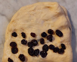 Foto del paso 6 de la receta: Pan de leche y pasas de uva