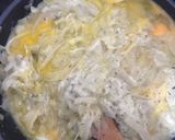 Foto del paso 2 de la receta: Tarta de Cebolla y Queso 🧀