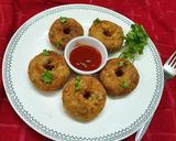 A picture of step 2 of Poha and Rice flour Masala Doughnuts.