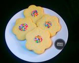 A picture of step 6 of Sprinkler Cookie.