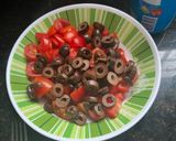 Foto del paso 1 de la receta: Spaghettis n5 con calamares y aceitunas