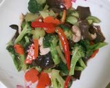 รูปขั้นตอนการทำที่ 4 ของ ผัดผักแอบซี้ด #กินผักรักสุขภาพ2