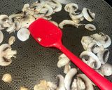 Foto del paso 2 de la receta: TRUCHA EN SALSA DE CHAMPIÑONES ~SALUDABLE