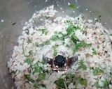 A picture of step 4 of Ulundhu Vadai.