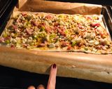 Φωτογραφία βήματος 3 της συνταγής Flammkuchen Tarte Flambe λέγεται στη Γερμανία και Γαλλία ! Με τυρί κρέμα, μπέικον, λιαστή ντομάτα