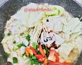 Foto langkah ke 4 dari resep Kwetiau Telur Kuah.