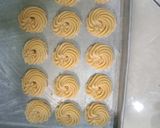 Foto langkah ke 4 dari resep Kue Semprit Jadoel.