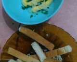 Foto langkah ke 2 dari resep Garlic Bread.
