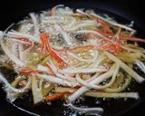 Hình bước làm 3 của món Snack thanh cua