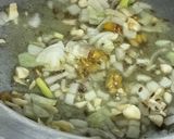 A picture of step 4 of Drumstick leaves Soup.