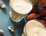 A picture of step 2 of Lychee milkshake.