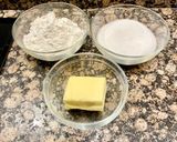 Foto del paso 1 de la receta: Pastel con plátano y Dulce de leche