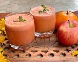 A picture of step 2 of Apple Carrot Juice 🥕🍎🍊.