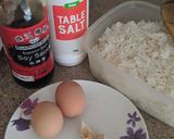 A picture of step 1 of Garlic n egg fried rice.