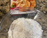 Hình bước làm 1 của món Bánh Biscuit Thảo Mộc Tỏi (Garlic Herb Biscuit Mix)