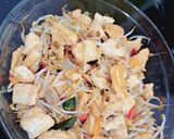 Foto langkah ke 7 dari resep Tumis Toge, Telur dan Tahu.