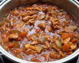 Foto del paso 7 de la receta: Pechuga de pollo con tomate y verduras