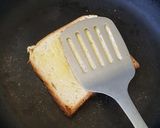 A picture of step 5 of Pan Fried Toast.
