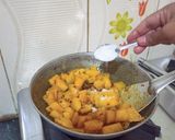 कद्दू की खट्टी मीठी सब्जी(Kaddu ki khatti meethi sabzi recipe Hindi) रेसिपी चरण 6 फोटो