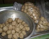 Foto langkah ke 1 dari resep Bakso sapi 🐄 kuah.
