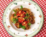 Hình bước làm 4 của món Gà Kho Sả