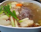 A picture of step 2 of Clear Stewed Beef Noodle Soup.