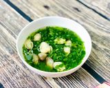 Hình bước làm 4 của món Canh Cải Bó Xôi Nấu Nấm Rơm