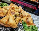 A picture of step 5 of Samosa Singara.