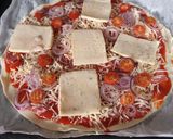 Une image de l'étape 1 de Tarte tomate charcuterie raclette 😋.