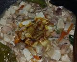 Foto langkah ke 8 dari resep Tumis Cumi Asin.