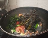 A picture of step 2 of Weightloss green chutney.