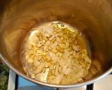 Foto del passaggio 4 della ricetta Risotto con crema di finocchi e noci
