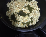 Foto del paso 5 de la receta: Brótola en salsa de naranja co puré de calabaza con piñones