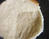 A picture of step 2 of Pizza cups.