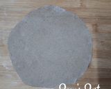 A picture of step 2 of Raw Banana and Wheat flour Rotis.