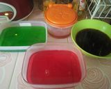 Foto langkah ke 2 dari resep Puding Susu Mozaik.