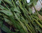 Foto langkah ke 1 dari resep Tumis kangkung sederhana.