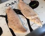 Une image de l'étape 3 de Filets de dorade aux trompettes de la mort et courgettes.