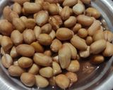 शेंगदाण्याची उसळ (shengdanyachi usal recipe in marathi) रेसिपी स्टेप 1 फोटो 