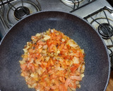 Foto del paso 2 de la receta: Huevos revueltos con tomate y cebolla